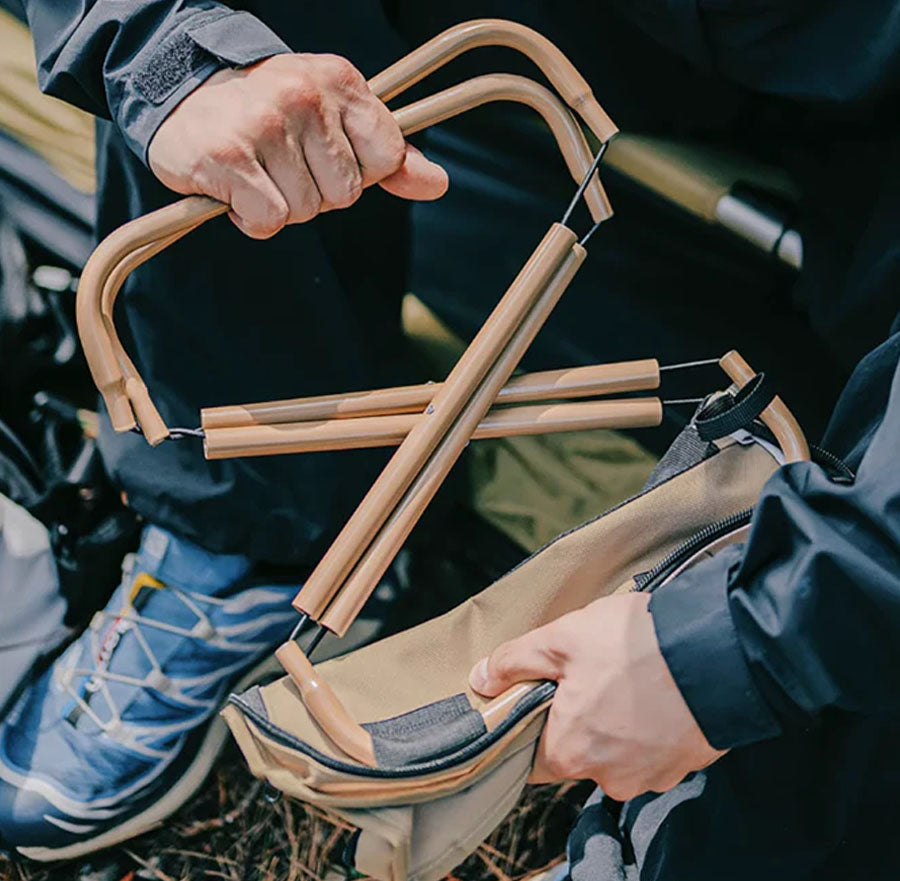 PocketSeat: Wallet-Sized Foldable Chair
